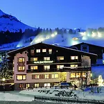 Haldenhof Otel 4*