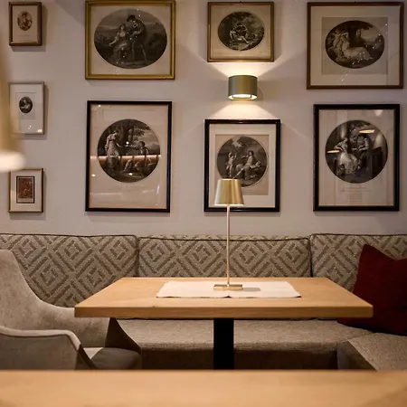 Отель Haldenhof 4*